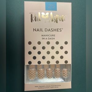 Red Aspen Nail Dash